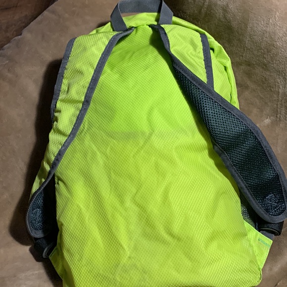 NWOT Zomake Backpack - Picture 2 of 7